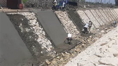 تبطين 491.3 كيلو متر ترع ضمن مشروع تأهيل البنية التحتية المائية ببني سويف 