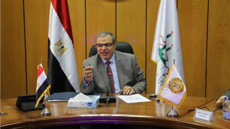 وزير القوى العاملة