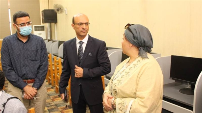 نائب رئيس جامعة أسيوط