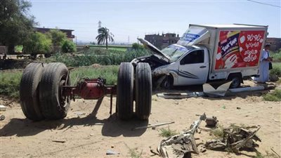 مصرع شخص وإصابة 9 في حادث تصادم 3 سيارات بأسيوط