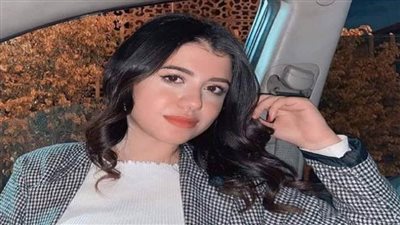 المحكمة تخرج قاتل نيرة من القفص وتطلب منه النظر إليها 