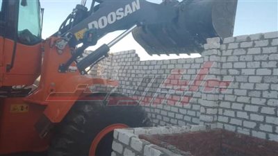 إزالة فورية للتعديات على الأراضي الزراعية بكفر الشيخ