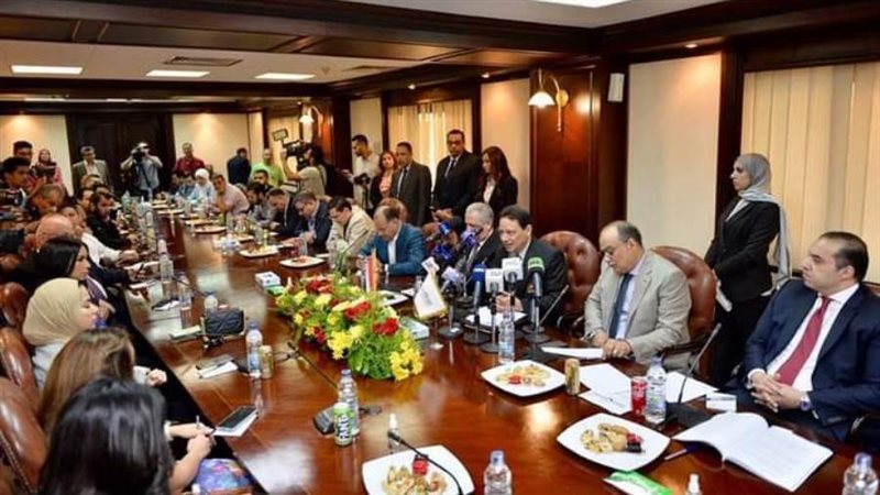 خلال اللقاء