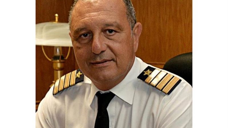 الطيار عمرو أبو العينين