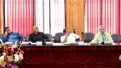 نائب محافظ الإسماعيلية يستعرض جهود المجلس القومي للسكان بالمحافظة