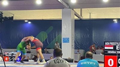 يوسف حميدة يتأهل لنصف نهائي المصارعة الحرة وزن 125 كجم