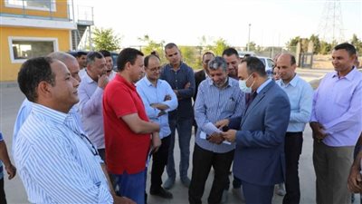 نائب محافظ المنيا يتابع إعادة تشغيل مصنع تدوير المخلفات البلدية بالعدوة