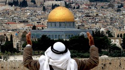 لجنة رئاسية فلسطينية: إسرائيل ومستوطنوها يعيدون سياسة العصابات