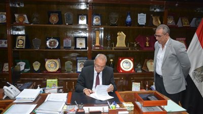 محافظ القليوبية يعتمد تنسيق المرحلة الأولى للقبول بالثانوي الفني والإعدادية المهنية