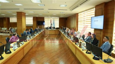 مجلس جامعة كفر الشيخ يعقد اجتماعه الشهري بحضور المحافظ