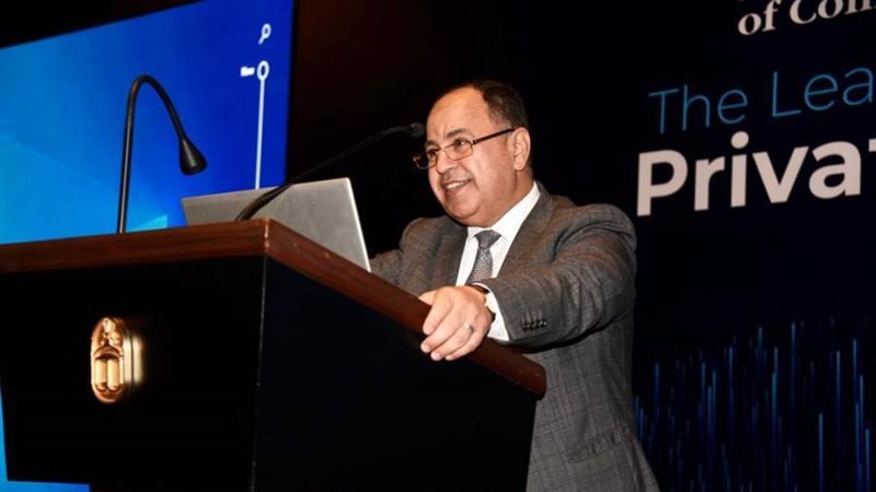 وزير المالية الدكتور