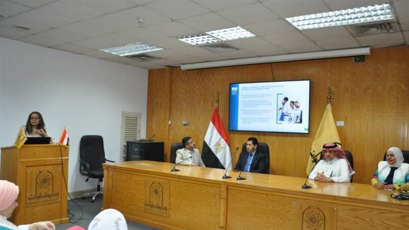 جانب من المحاضرة