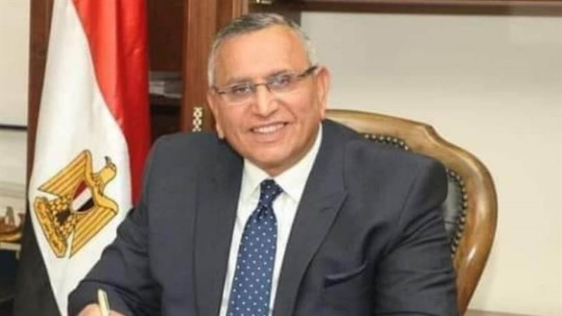 الدكتور عبدالسند