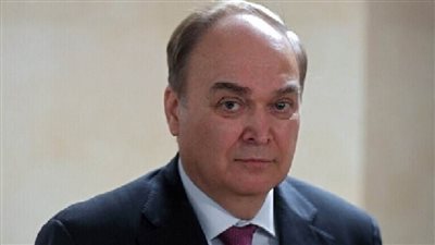 دبلوماسي روسي: قطع العلاقات الاقتصادية والإجراءات التقييدية هما سببا أزمة الاقتصاد العالمي