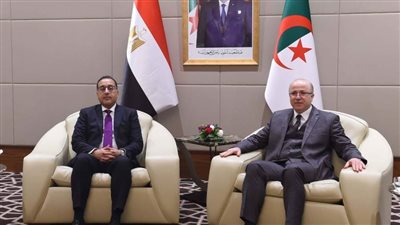 الوزير الأول الجزائري: الجزائر تقدم كافة شروط النجاح للاستثمار والشراكة 