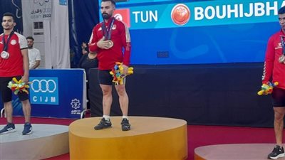أحمد عبد الغني بطل رفع الأثقال يحرز ثاني فضية له بدورة ألعاب البحر المتوسط بالجزائر