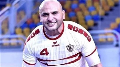  الزمالك يقنع هتلر بالتراجع عن الاعتزال والتجديد لمدة عام