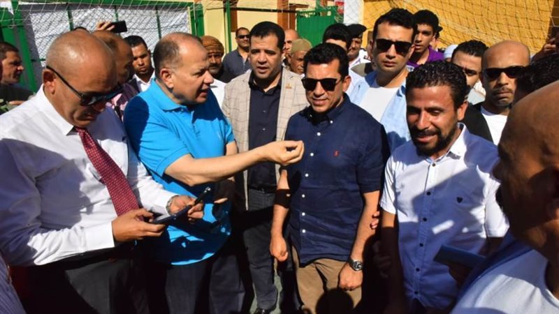 وزير الشباب والرياضة