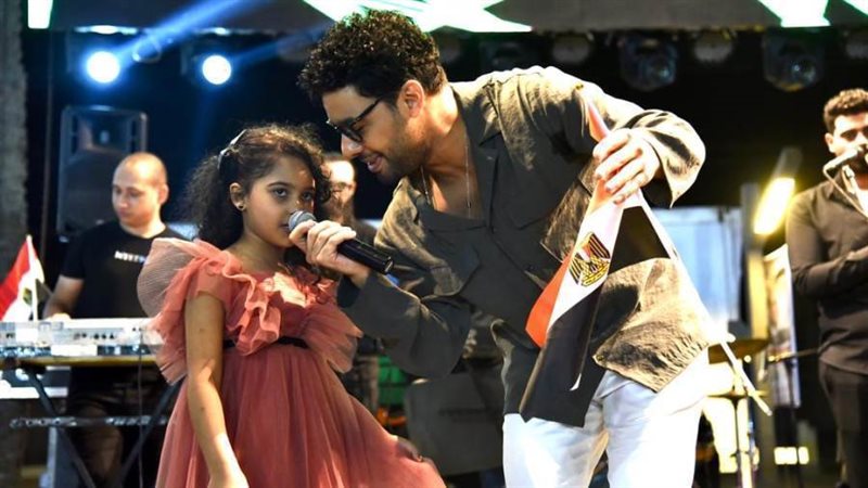 أحمد جمال يحتفل بثورة