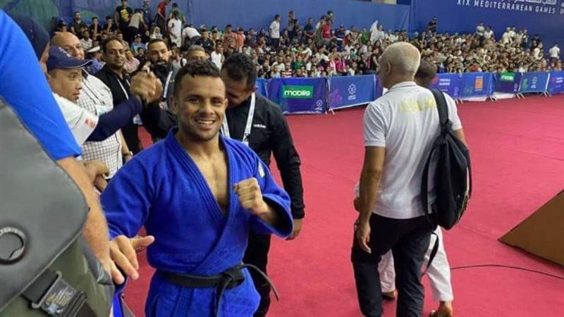 الطالب الفاءز