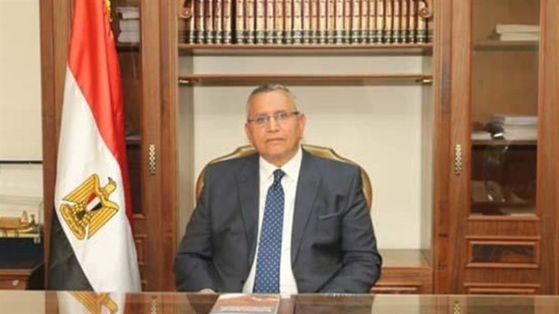 الدكتور عبد السند