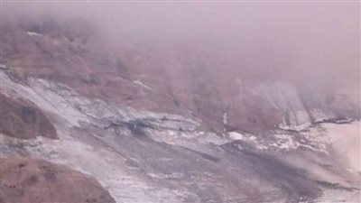 فيديو يصور لحظة الانهيار الجليدي في جبال الألب الإيطالية.. وخسائر بشرية