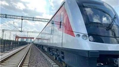 مع أول أيام التشغيل الفعلي.. شاهد قطارات القطار الكهربائي الخفيف LRT 