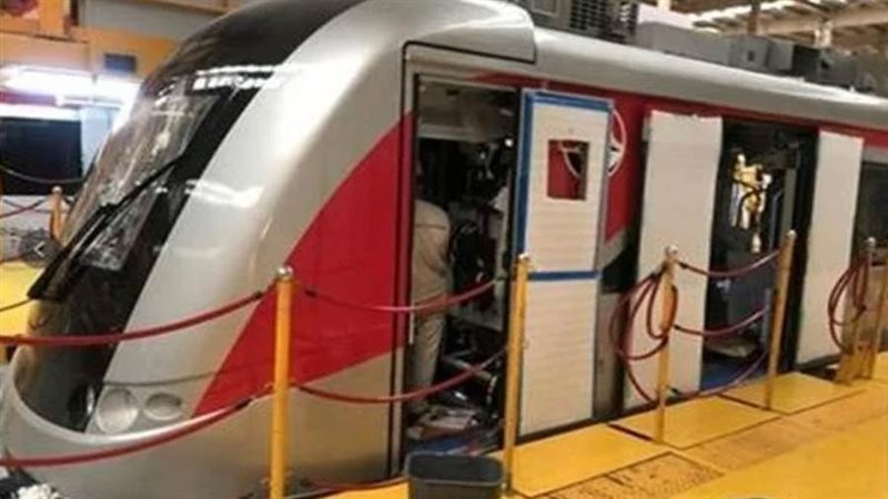 الرئيس السيسي يستقل