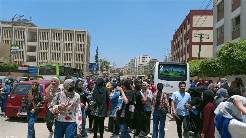 خروج الطلاب