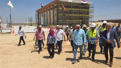 وزير الإسكان: جولات تفقدية للمسؤولين بالمشروعات الجارية بمدن القاهرة الجديدة والعاشر والعبور الجديدة