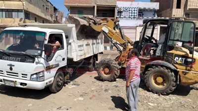 حملات نظافة وتجميل ورفع الإشغالات بقرى ومدن كفر الشيخ