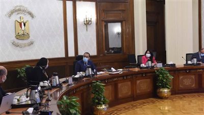 رئيس الوزراء يُتابع الموقف التنفيذي للـ100 إجراء الخاصة بالنهوض بقطاع الصناعة