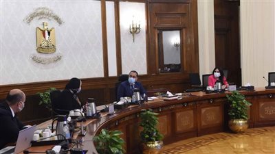 مدبولي: أولوية الحكومة بملف إقامة المجمعات الصناعية هو سرعة التشغيل