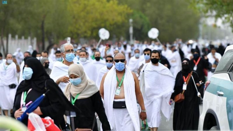 الحجاج المصريين يتلقون