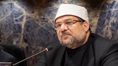 وزير الأوقاف يجتمع بقيادات هيئة الأوقاف ويوجه بتشكيل غرفة عمليات 