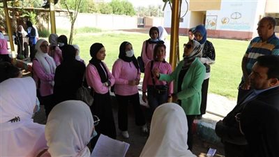 نائب محافظ الوادي الجديد تتابع امتحانات الثانوية العامة بعدد من لجان الخارجة