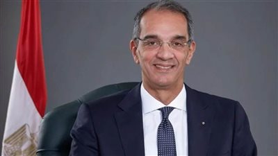 وزير الاتصالات: 3 آلاف قطعة أثرية بمتحف البريد بعد قيام الوزارة بترميمه وتطويره