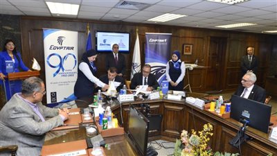 وزير الطيران المدني يشهد توقيع بروتوكول تعاون بين 