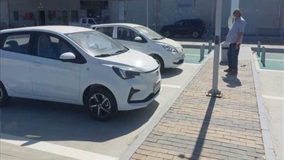 جنوب سيناء: بدء تفعيل الشحن للسيارات الكهربائية بعدد من محطات الوقود بشرم الشيخ