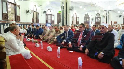 نائب محافظ كفر الشيخ يؤدي صلاة العيد بمسجد الاستاد