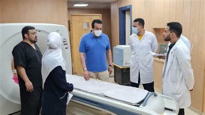 القائم بأعمال وزير الصحة يتفقد مستشفى الضبعة ويطمئن على توافر أرصدة الأدوية وأكياس الدم