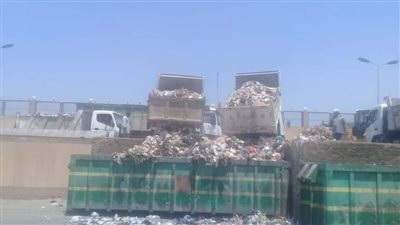 نقل ٣٧٠٠ طن قمامة ومخلفات في حملة مكبرة لرفع كفاءة النظافة بالبحيرة