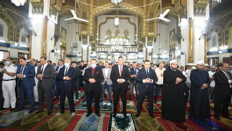 محافظ الدقهلية يؤدي