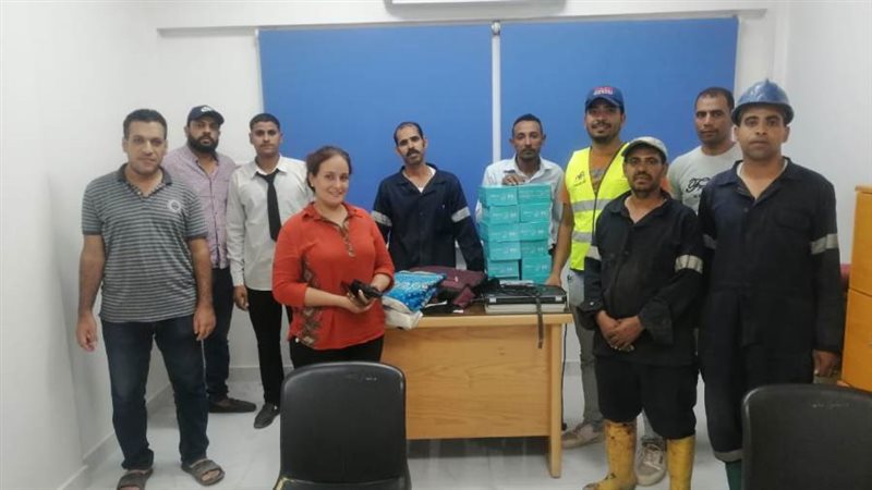 جانب من مسؤلي الشركة