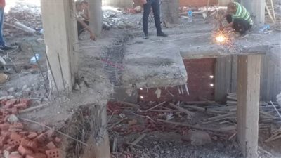 إزالات فورية لمخالفات بناء بحي شرق أسيوط خلال إجازة العيد