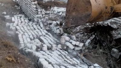 خلال عطلة العيد.. المنيا تواصل حملات إزالة التعديات على الأراضي الزراعية وأملاك الدولة