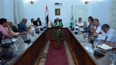 محافظ الجيزة يعتمد تعريفة الركوب الجديدة لخطوط السرفيس الداخلية والأقاليم