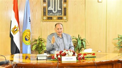 محافظ أسيوط: 3 خطوط ساخنة لتلقي الشكاوى من التلاعب بالوقود ورفع أسعار الأجرة