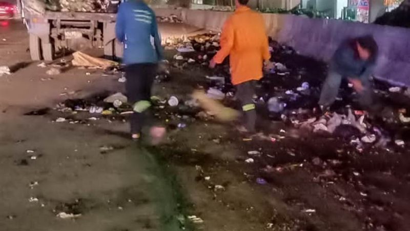 جانب من أعمال النظافة