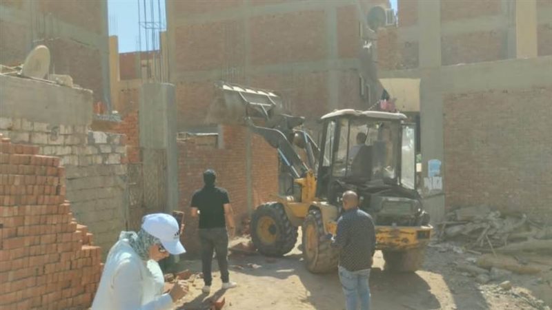 جانب من إزالة التعديات